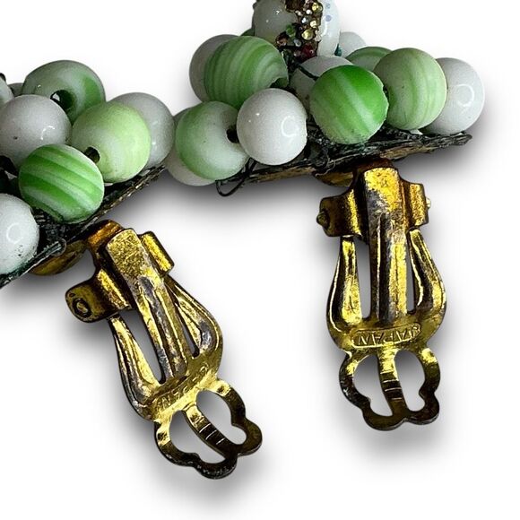 Vintage Classy Gold Toned Mint Green & White Faux Pearl and Clear Bead Cluster C - Picture 4 of 6